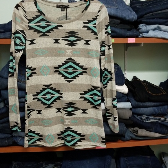 living doll Tops - Living doll cute shirt